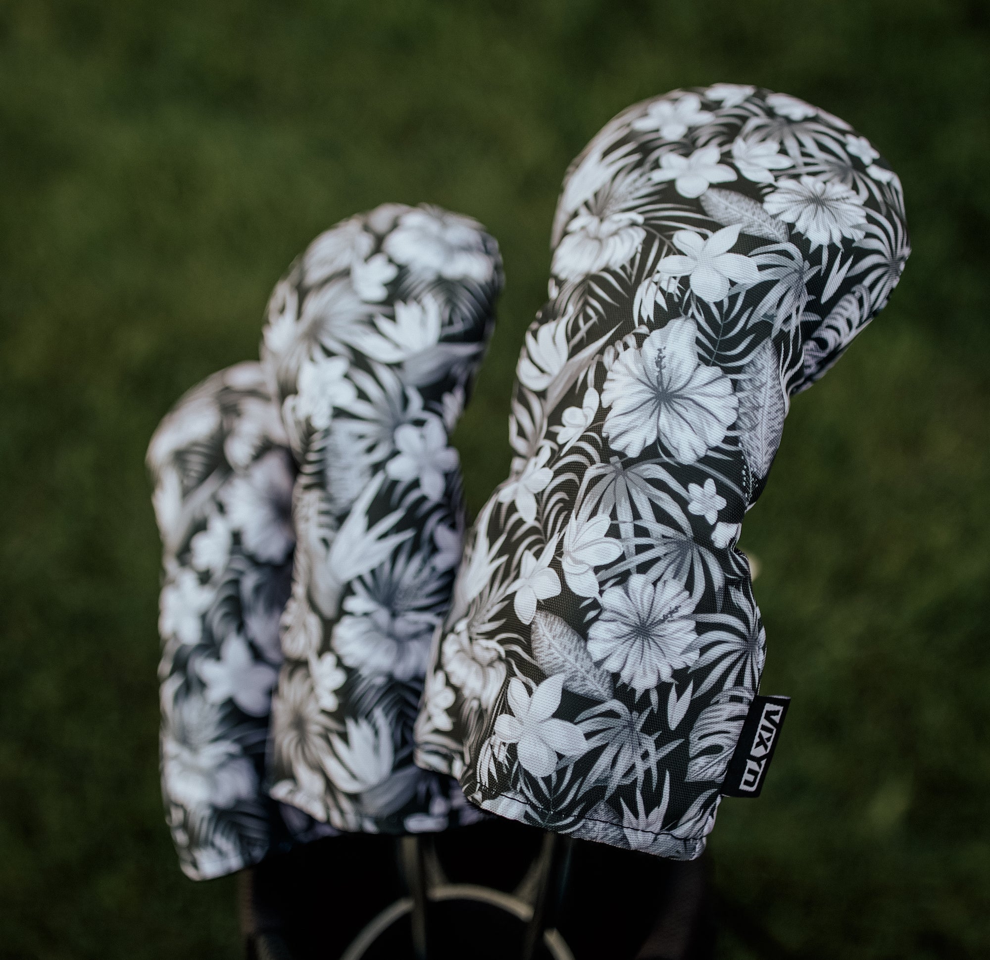 Black Floral Headcover (Fairway Wood)